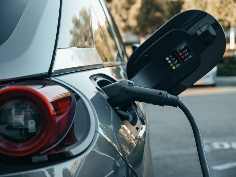 Elektrisch rijden, deelmobiliteit en slimme tech: dit is de toekomst van onderweg zijn