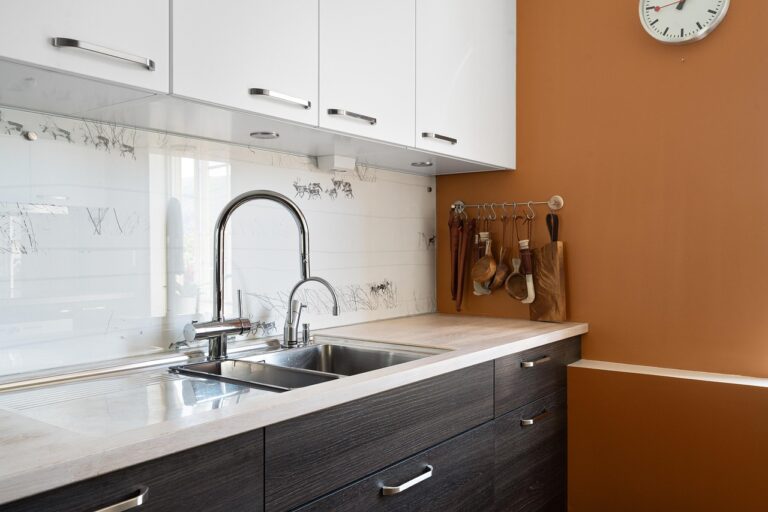 Scandinavische keuken: kies grepen die niet snel vies ogen