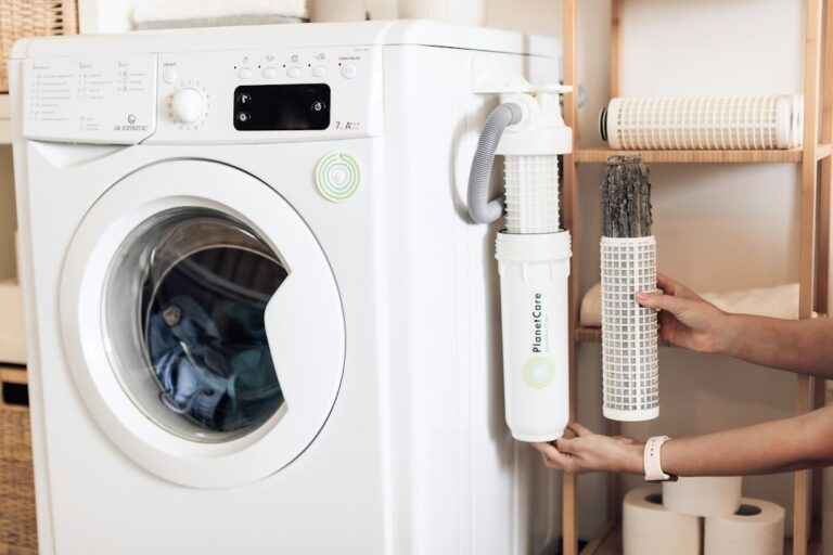 Filter wasmachine schoonmaken: zo doe je het stap voor stap